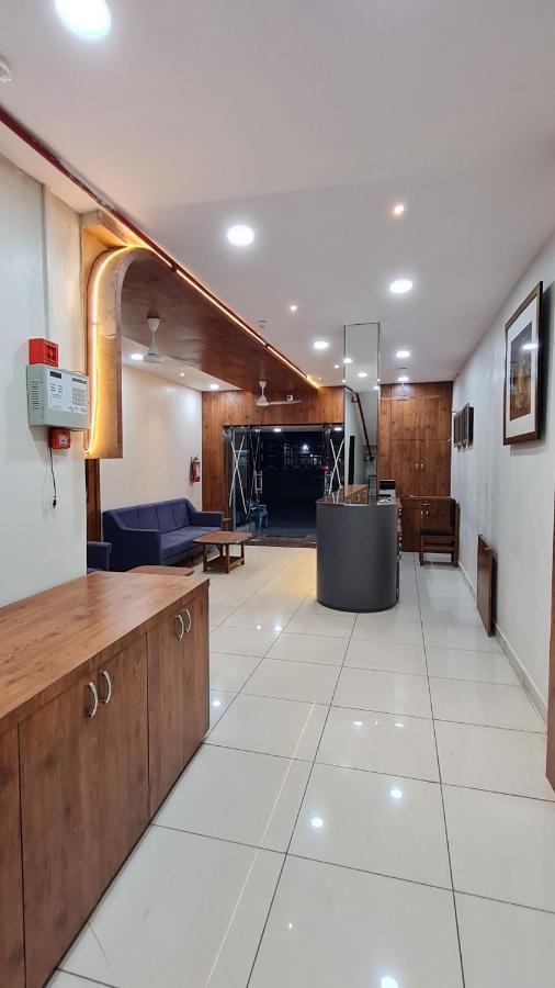 Hotel Tirth Ankleshwar Exterior foto