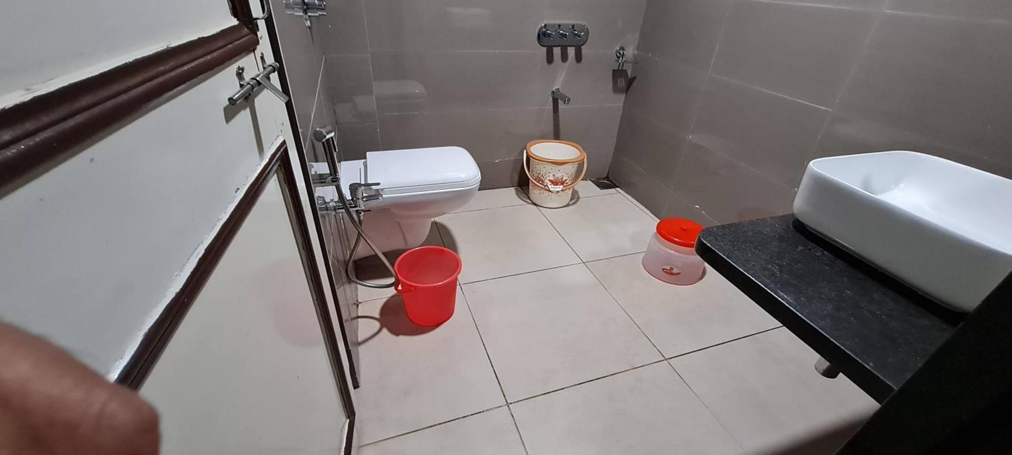 Hotel Tirth Ankleshwar Exterior foto