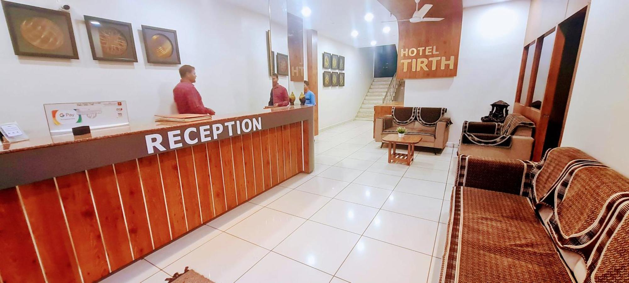 Hotel Tirth Ankleshwar Exterior foto